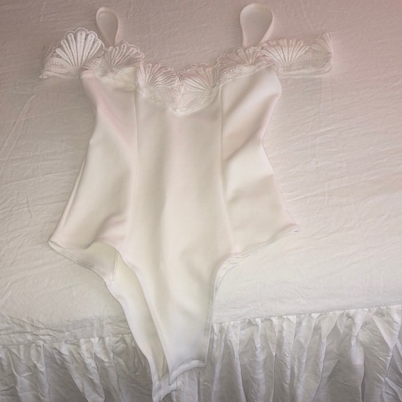 White bodysuit - Picture 1 of 1